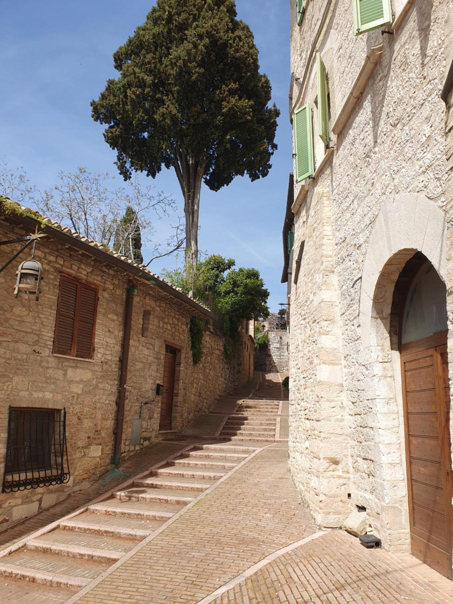 Ferienwohnung La Perla Di Tamara-Assisi Blu Exterior foto